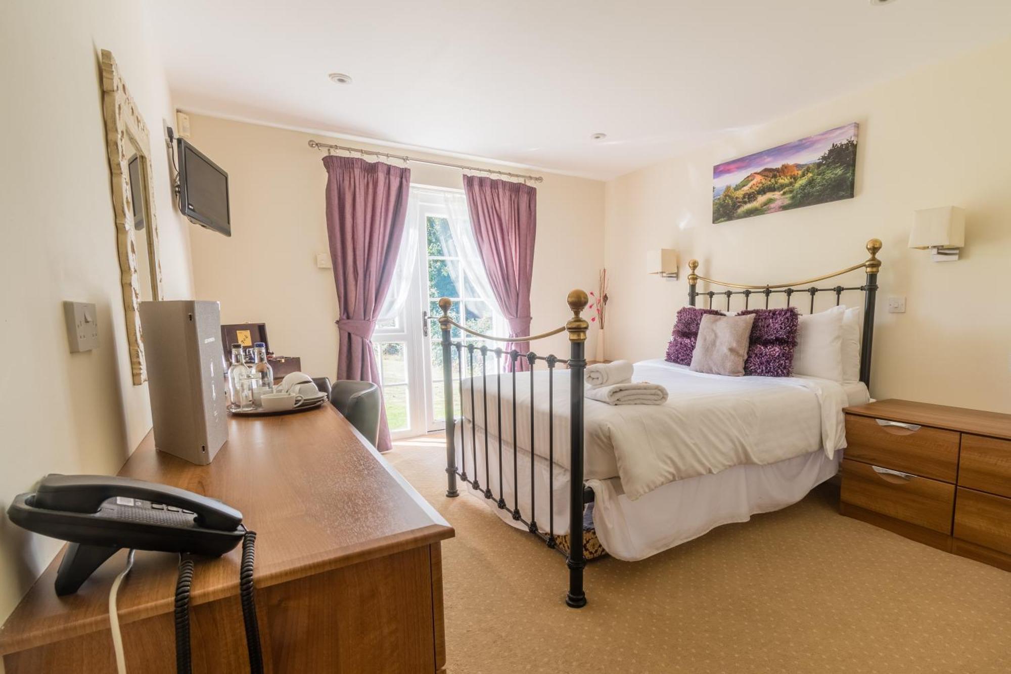 Inn The Dewdrop