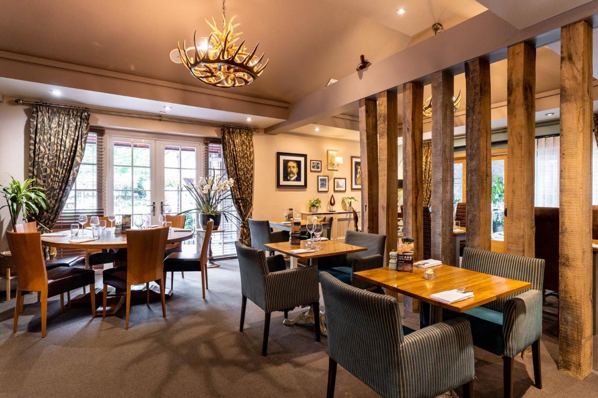 The Dewdrop 4* Bransford