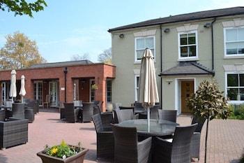 The Dewdrop 4* Bransford
