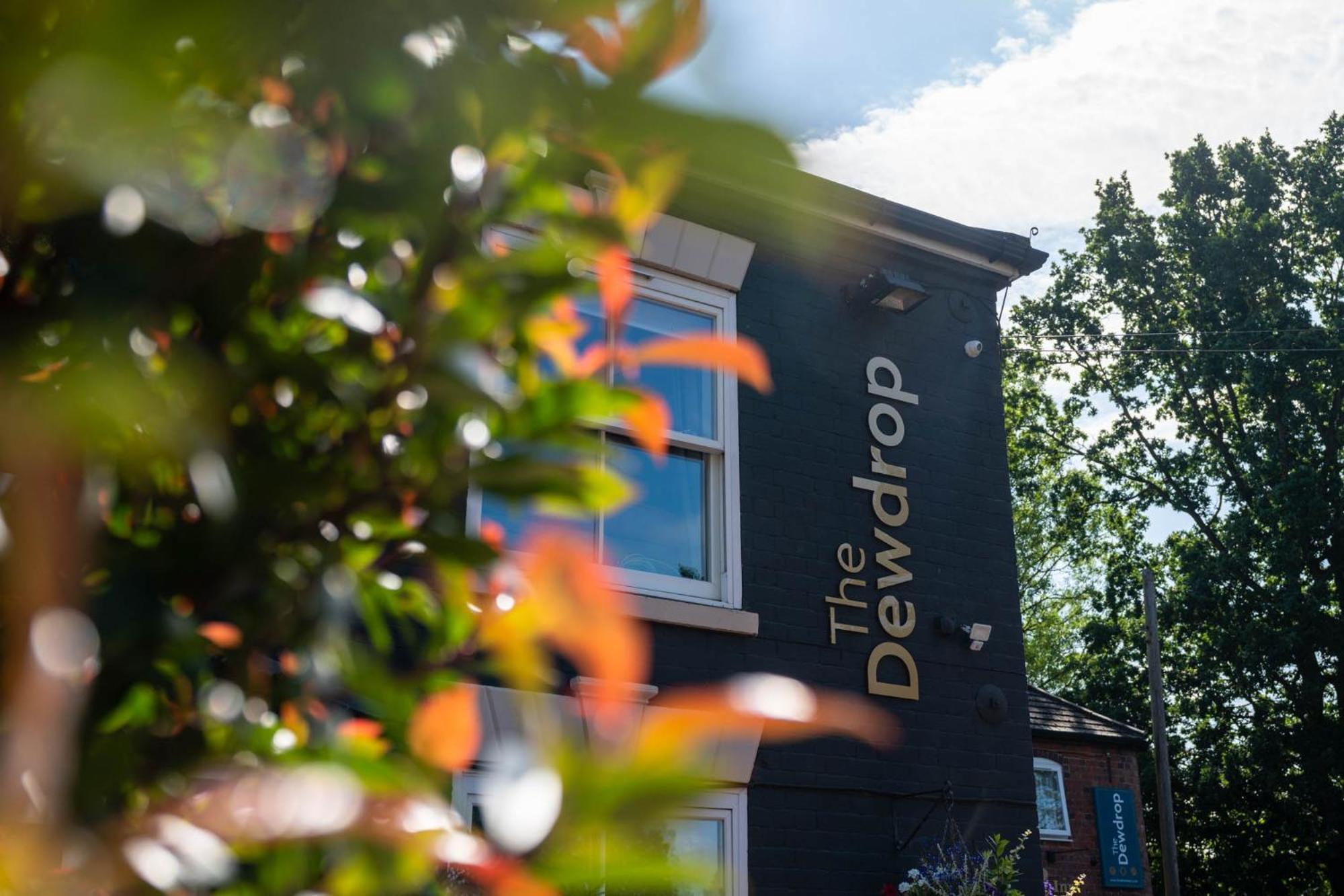 The Dewdrop 4* Bransford